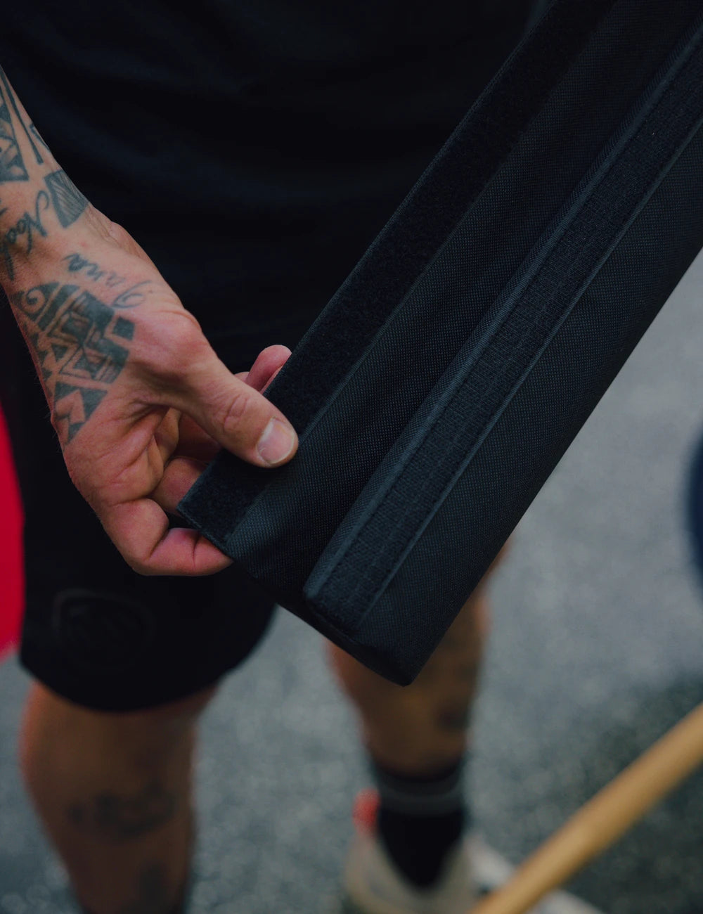 Barbell foam pad for squats and hip thrusts
