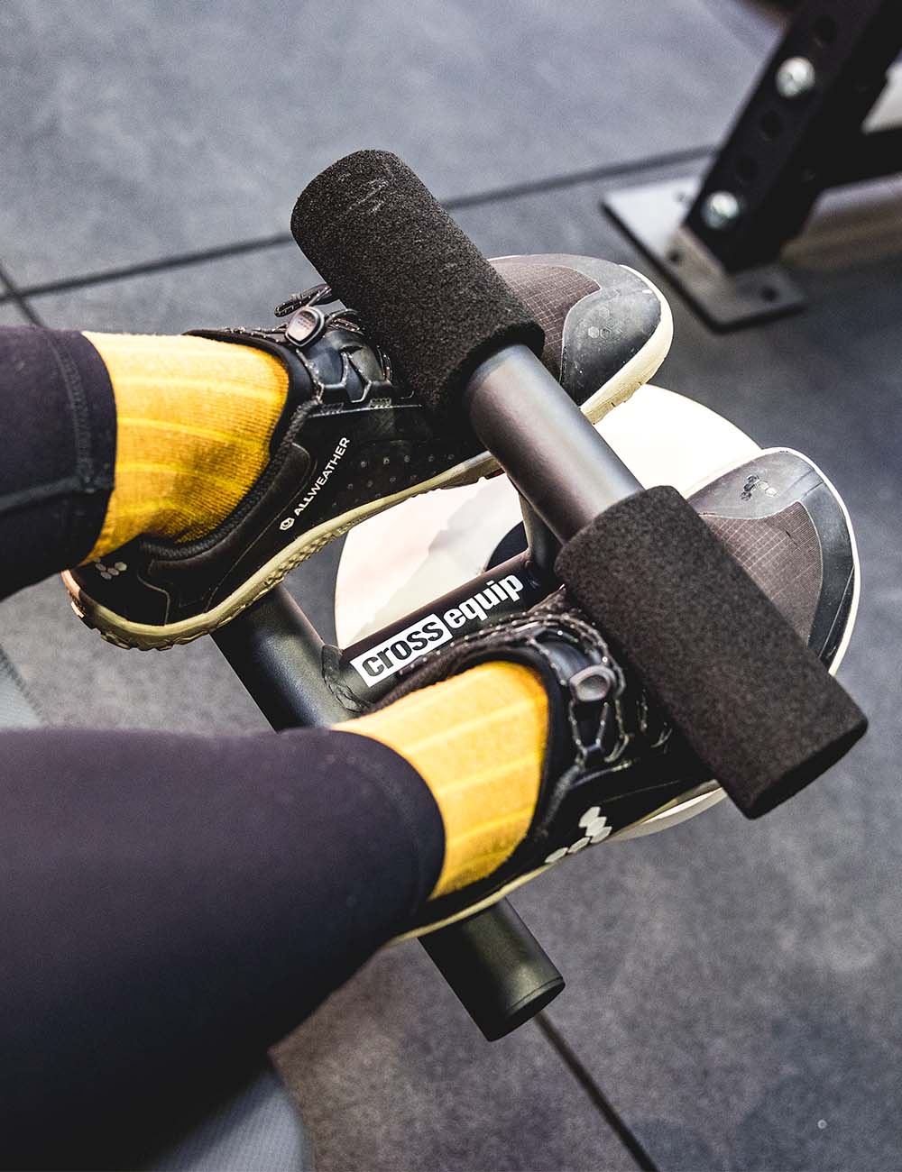 Tib Bar - cross equip