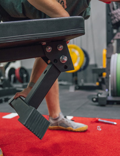 Foldable flat bench