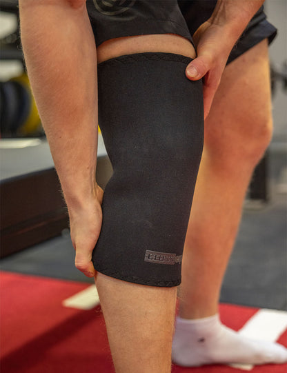 Stiff Powerlifting Knee Sleeves