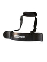 cross equip Arm Blaster – schwarzer Bizeps-Isolator aus beschichtetem Stahlblech mit cross equip Logo, gepolstertem Nackenband und gummierten Ellenbogenauflagen, Frontansicht