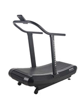 AssaultRunner Pro Curved Treadmill – Frontansicht, selbstangetriebenes Laufband ohne Motor