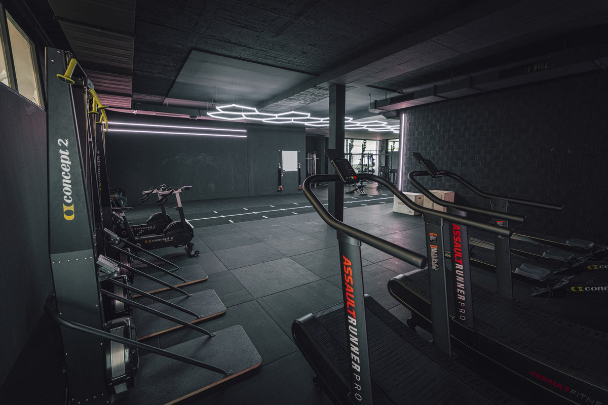 CrossFit St. Gallen - Trainingsflaeche mit cross equip Ausstattung