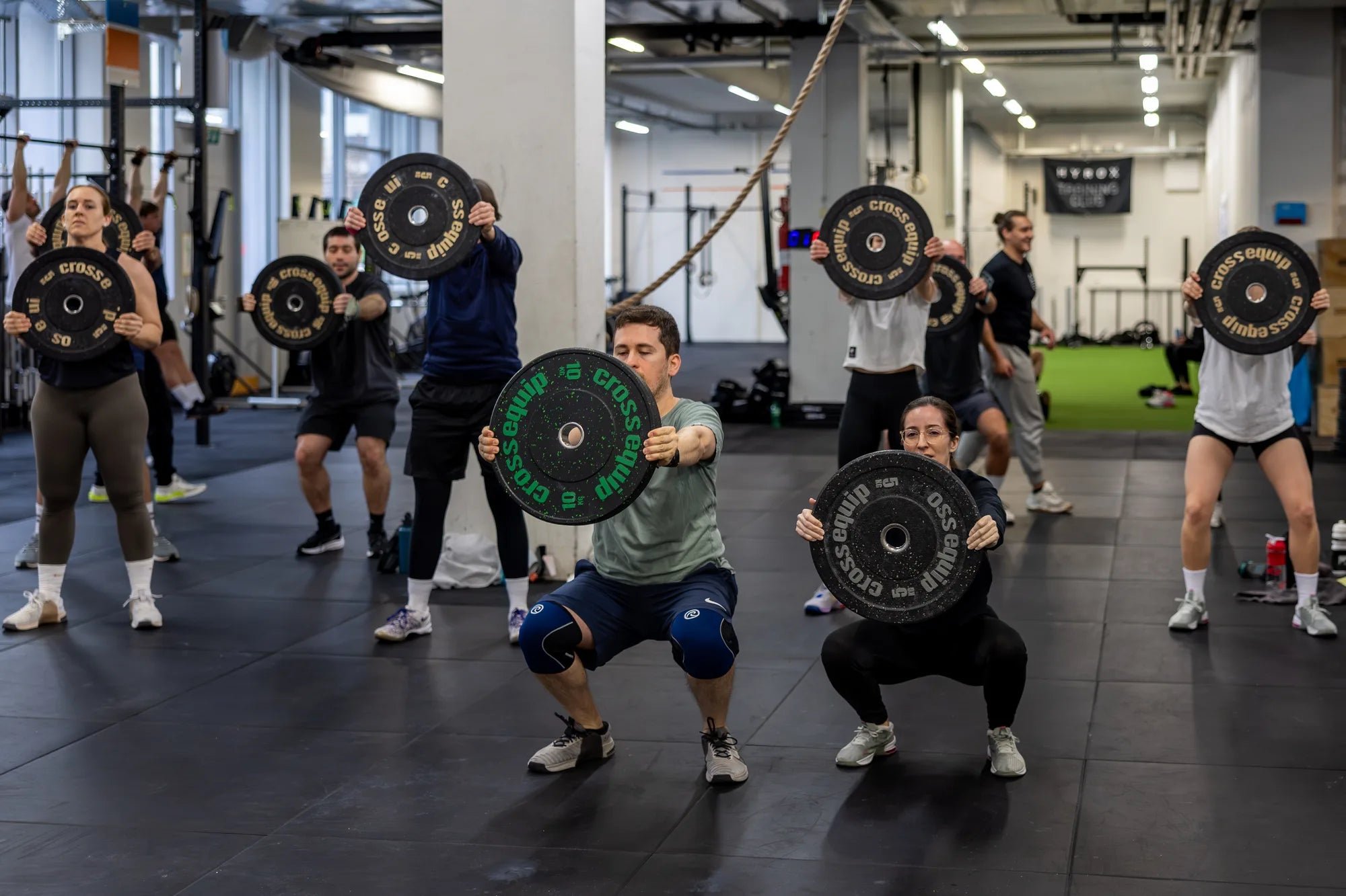 Klasse bei CrossFit Limmatstadt in Zürich trainiert mit cross equip Bumper Plates