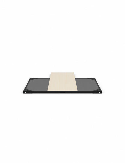 Lifting Plattform für Power Rack mit Dämpfung 1.5m x 2.5m – Frontansicht der Liftingfläche mit Drop-Zonen und Holz bis ins Rack